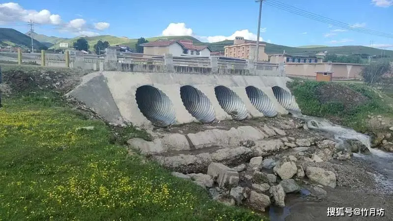 鋼波紋管涵：為何它能替代傳統(tǒng)水泥涵洞？